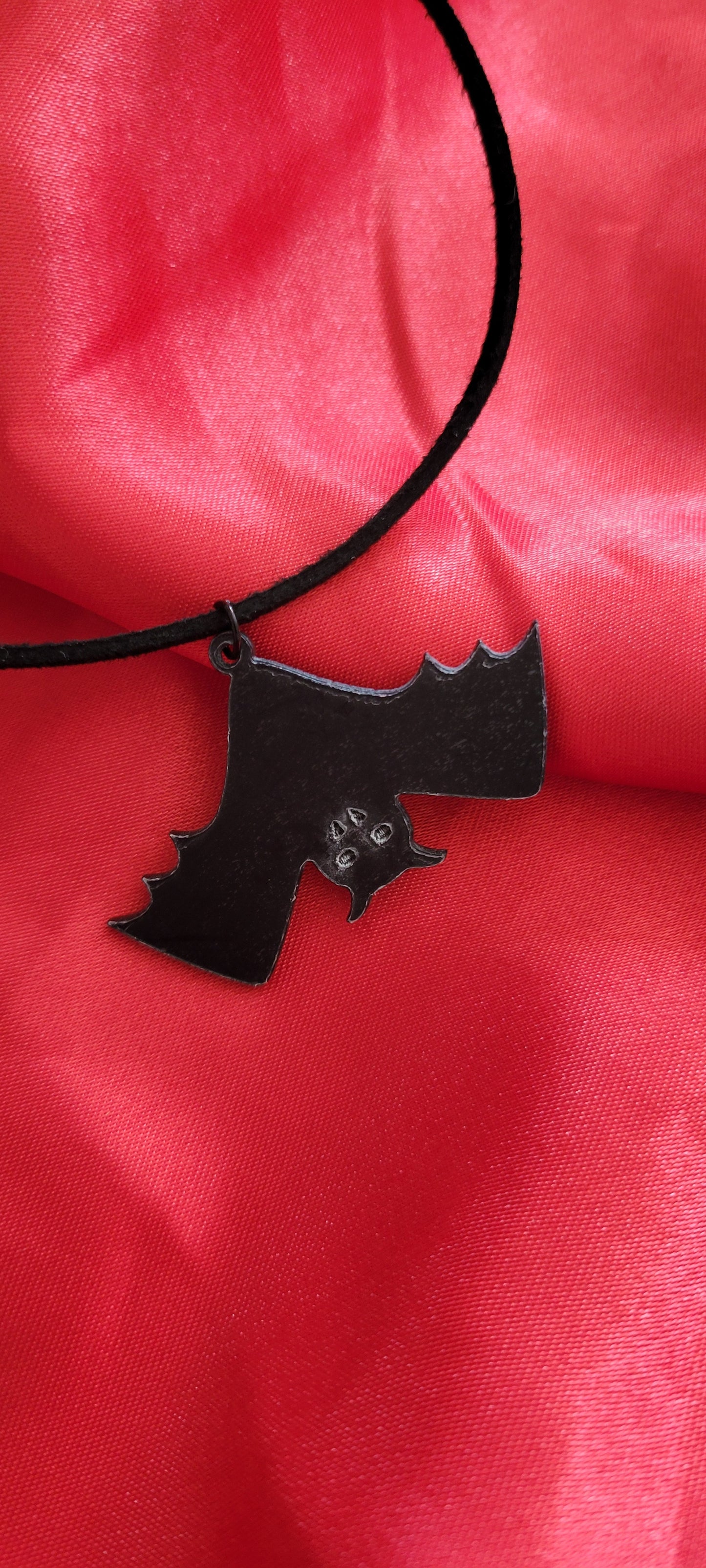 Choker Chauve-Souris